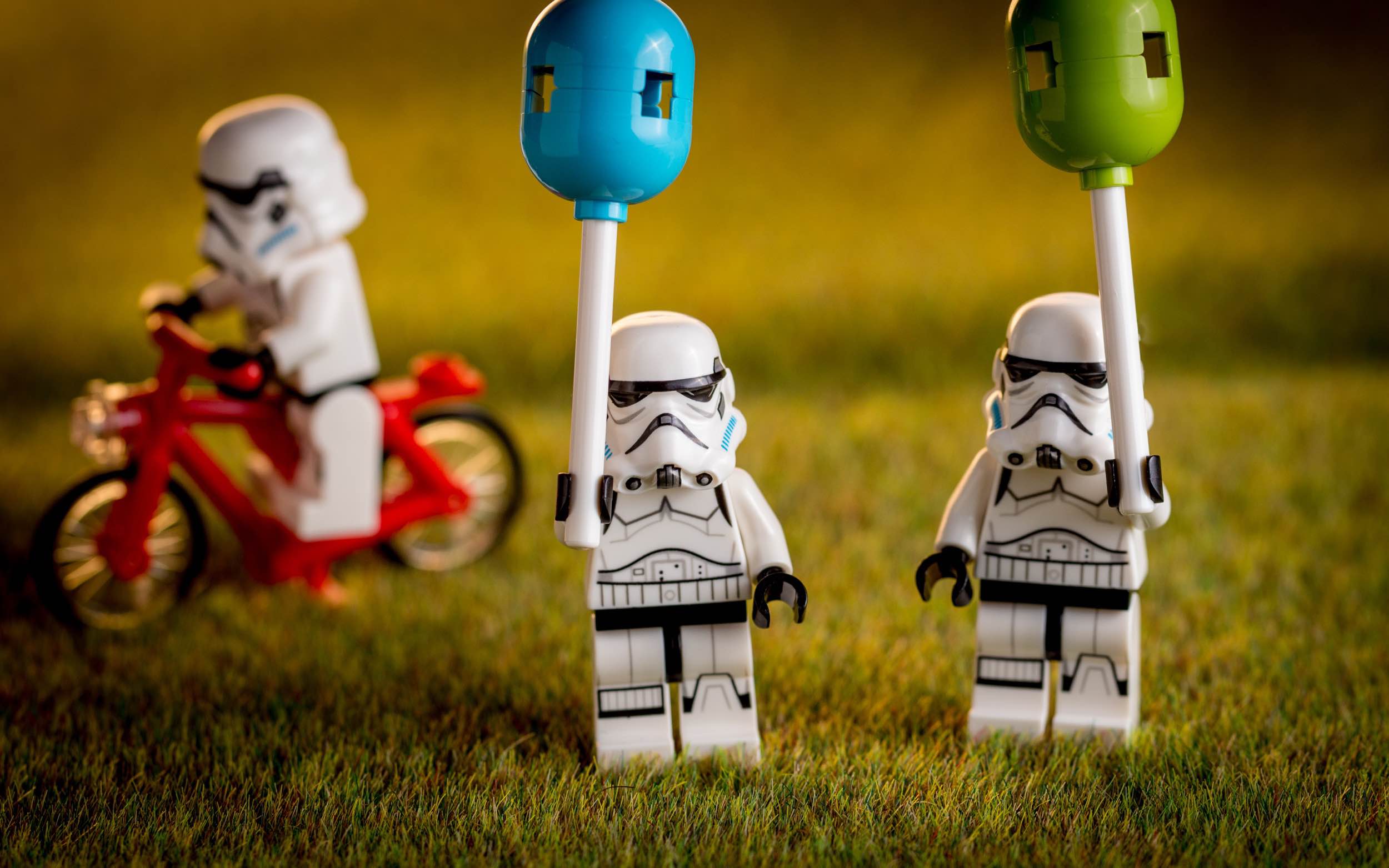 Introverts, Extroverts and Conference Attendance