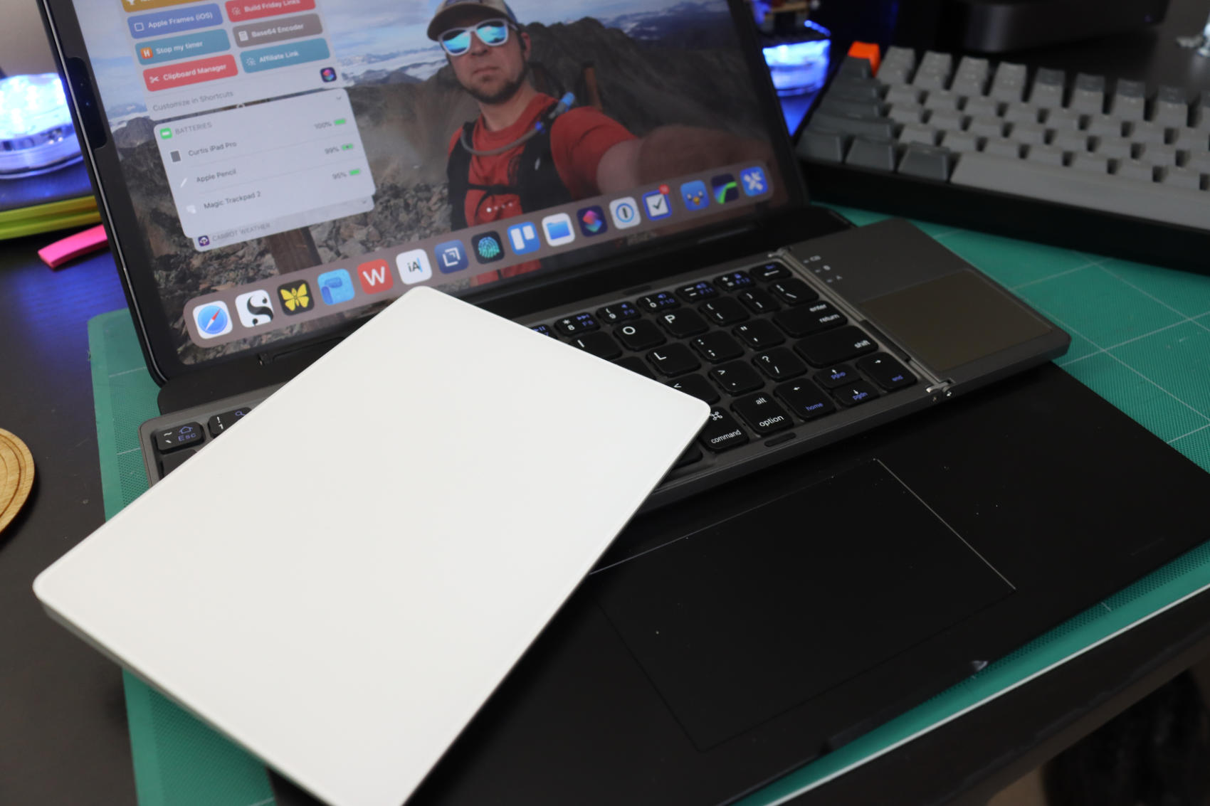 iPadOS 13.4 Trackpad Support and a Bug Fixed